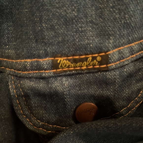 🥳Host Pick🤩 Vintage 80s hand painted The Police Wrangler Denim jacket - Picture 4 of 6